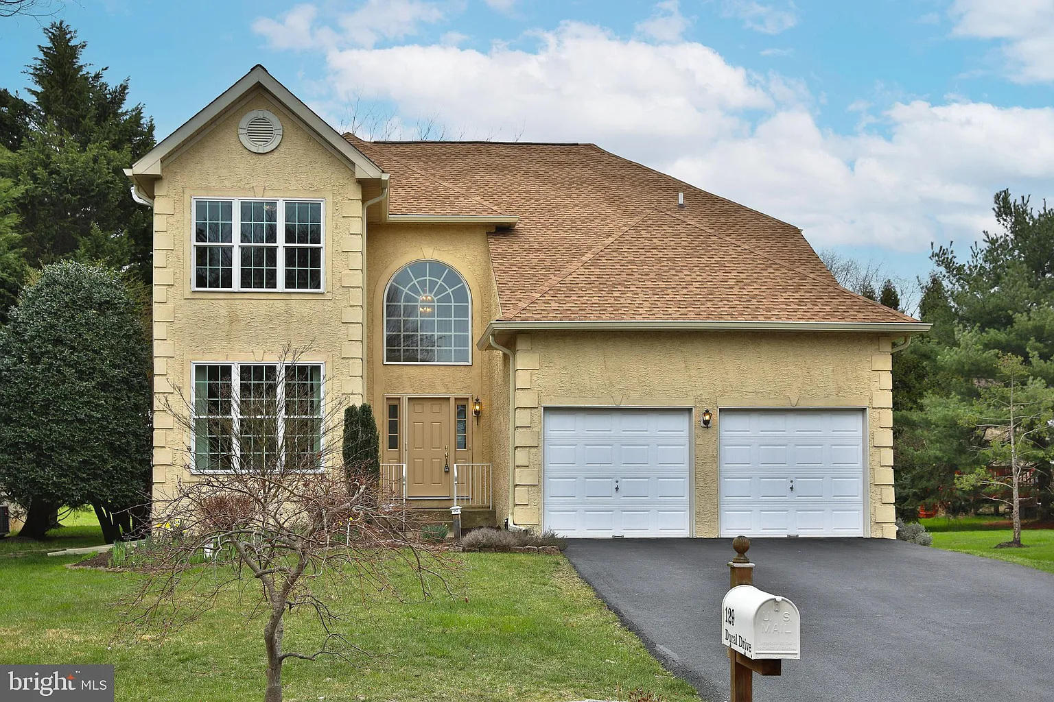 129 Doral Dr photo 1