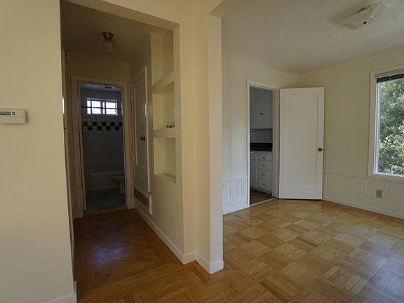 4th image of 840 34th Ave