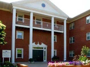 1225 Summit Ave, Oshkosh, WI 54901