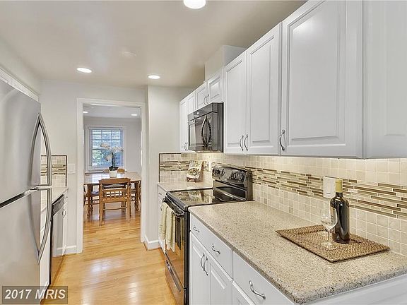 5th image of 2980 Oakleigh Ln