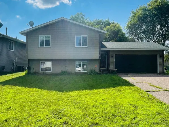 18325 Embers Ave, Farmington, MN 55024