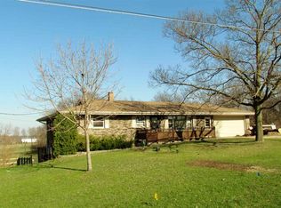 1060 Grove Rd, Pecatonica, IL 61063