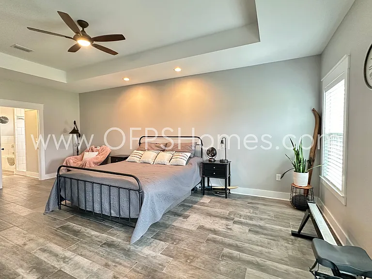 8738 El Paseo St — Photo 10