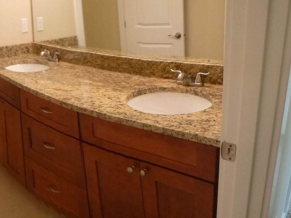 Dual Vanity Master Suite and 2 Full Baths
