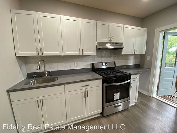 3rd image of 84 Overlook Pl Floor 2