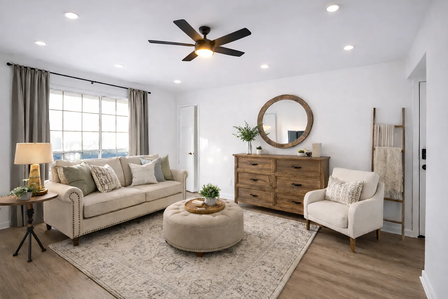 2 bed, 861 sqft, $1,500 — Photo 1