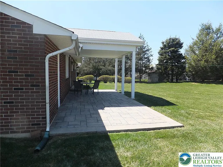 1264 California Ave — Photo 37