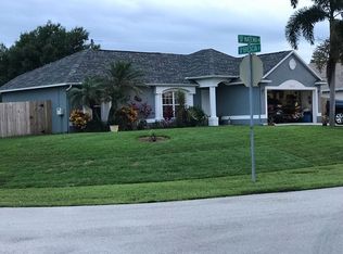 2294 SW Natema Rd #EX, Port Saint Lucie, FL 34953