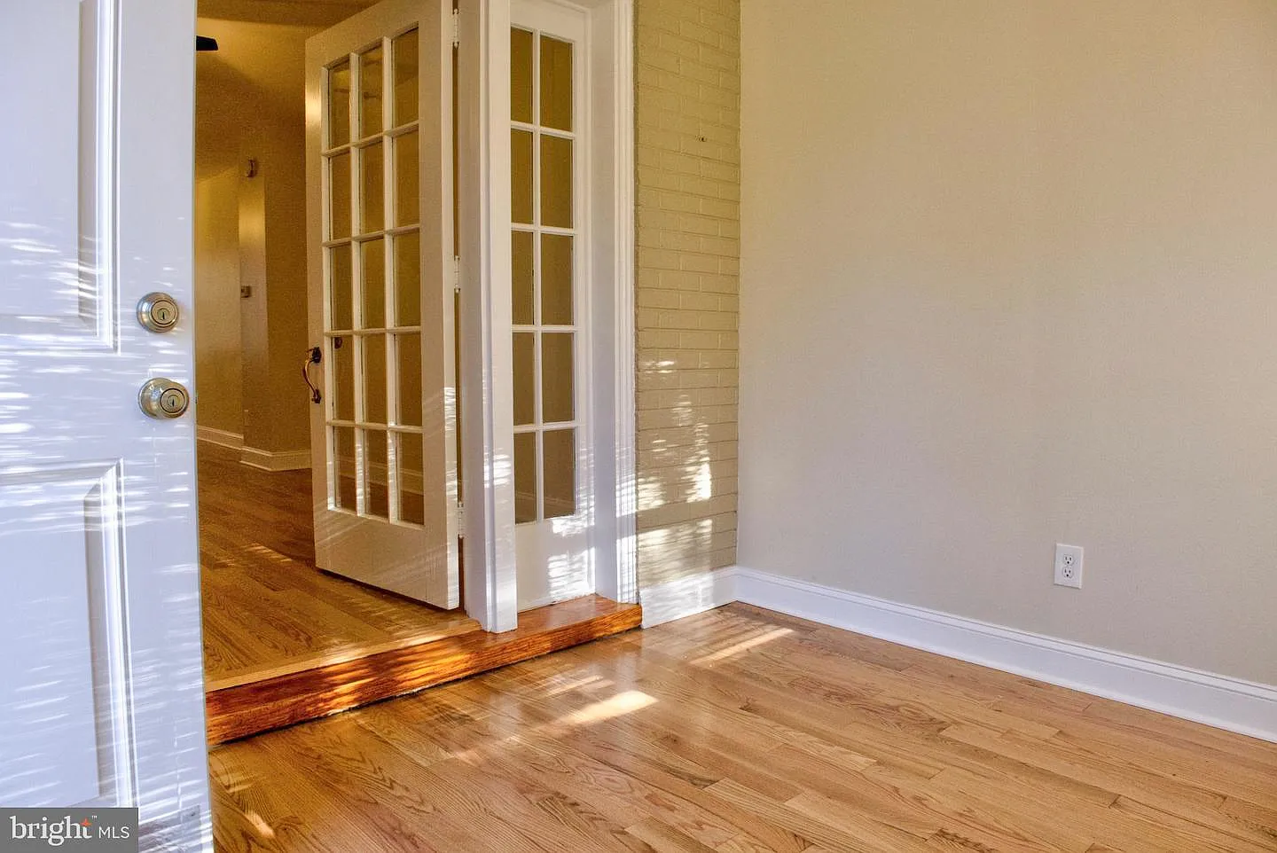 3 bed, 1264 sqft, $2,200 — Photo 3