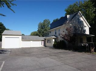 61 Kintz St, Rochester, NY 14612