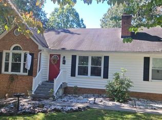 1121 Century Dr, Goode, VA 24556