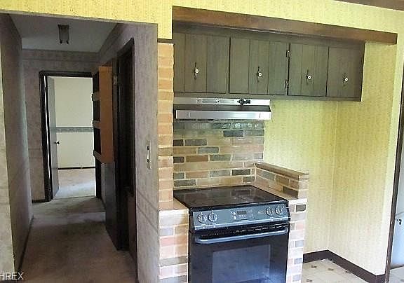 4th image of 7114 Big Creek Pkwy