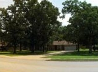 1309 N 40th St, Springdale, AR 72762