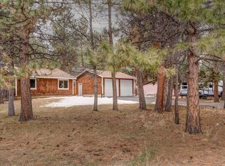 61131 Echo Hollow Rd, Bend, OR 97702