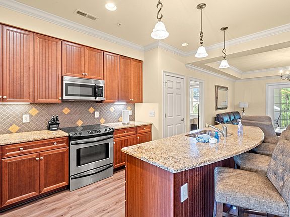 2nd image of 118 Old Course Rd. #D