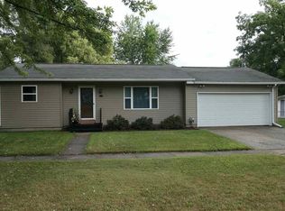 304 W Cottage Ave, Shepherd, MI 48883