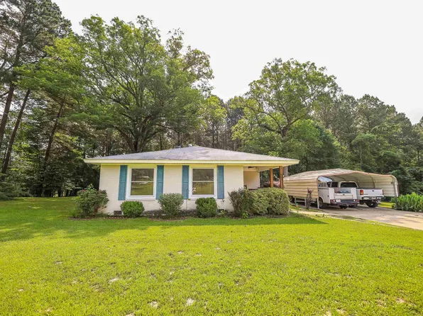 305 S Wyatt Dr, El Dorado, AR 71730