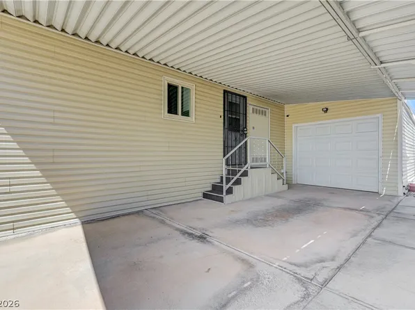 3652 Katmai Dr, Las Vegas, NV 89122