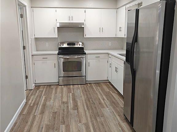 4th image of 216 N 40th St
