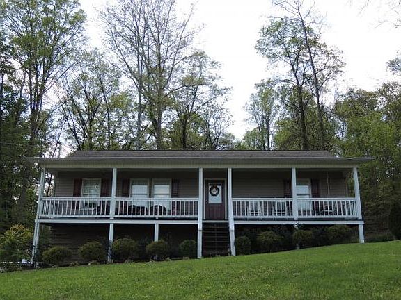 4th image of 217 Austin Dr