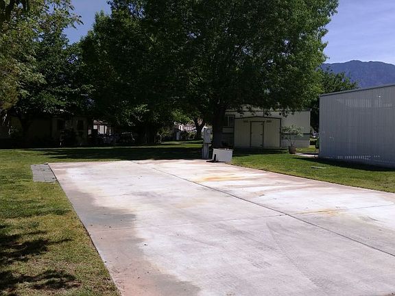 2nd image of 256 N Jack Benny Way