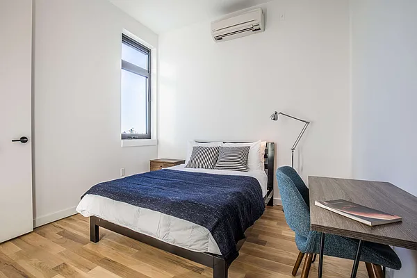 Rented by Nooklyn NYC LLC | media 77