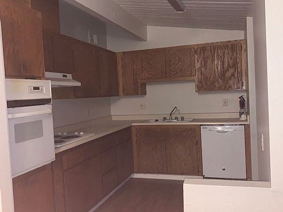 4th image of 2137 62nd Ave