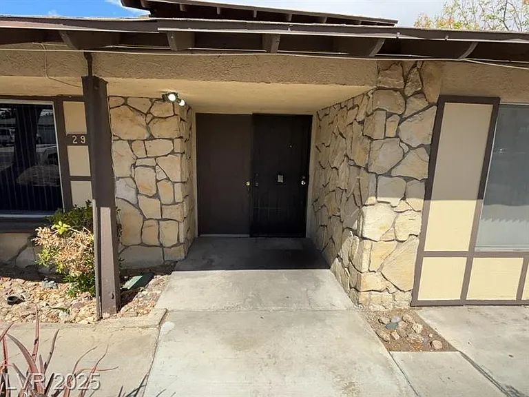 2938 Karen Ave #1 — Photo 6