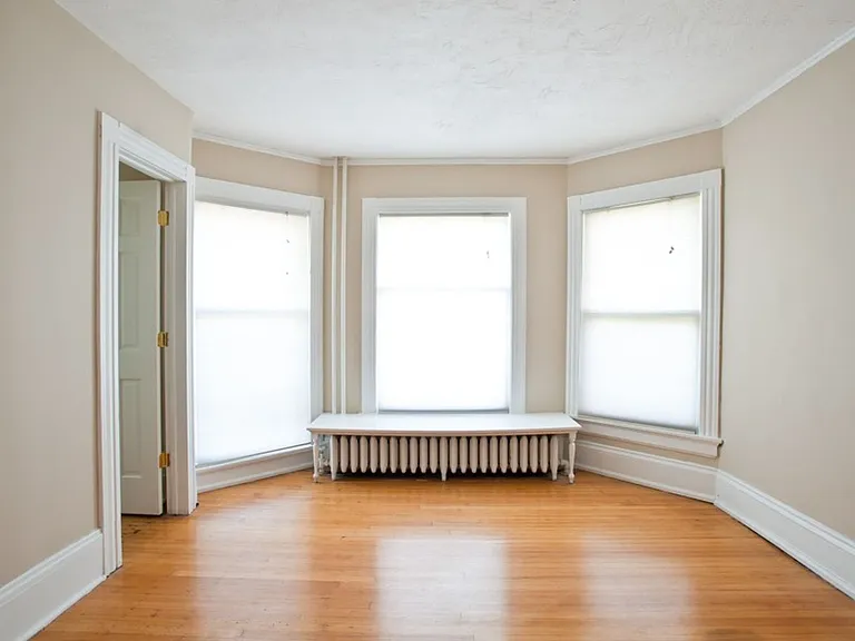 2216 E Ivanhoe Apartments — Photo 29