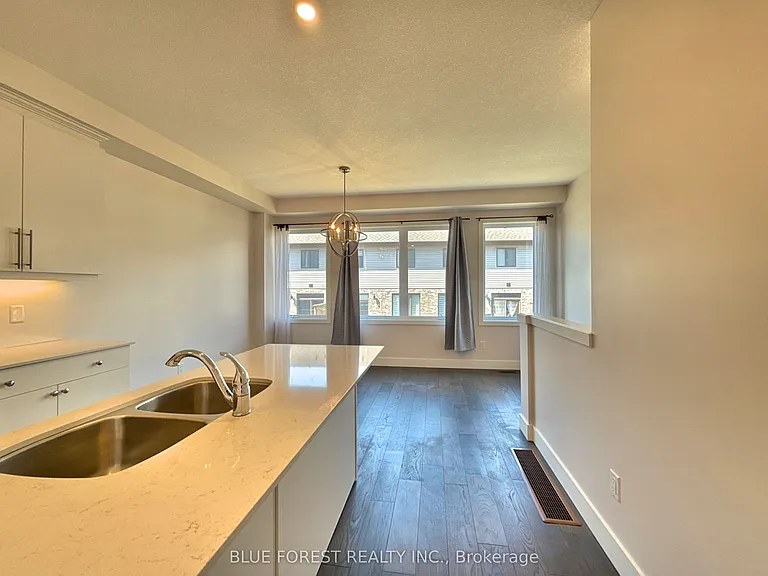 2112 Meadowgate Blvd #47 — Photo 7