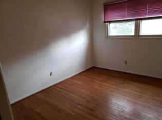 8409 NE Schuyler St, Portland, OR 97220