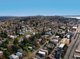 3437 14th Ave W #B, Seattle, WA 98119