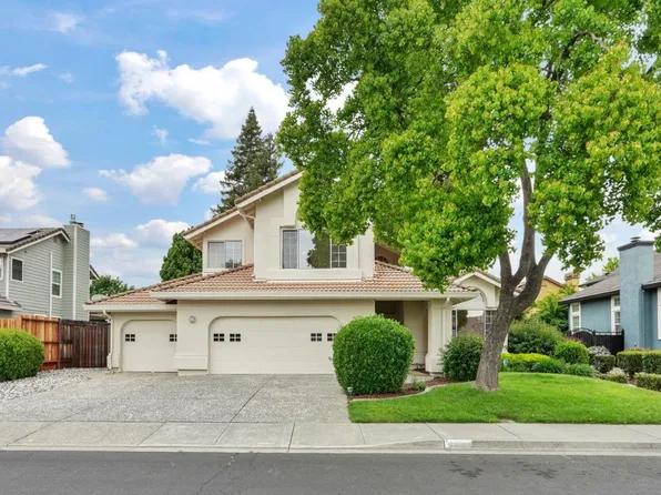 566 Laramie Way, Vacaville, CA 95688