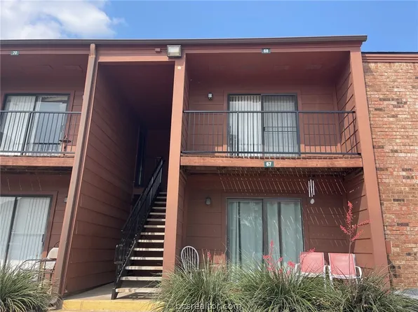 904 University Dr #68, College Station, TX 77840