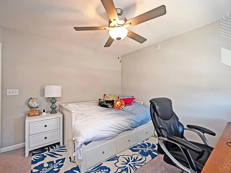 5871 Parkview Ln #300 — Photo 22