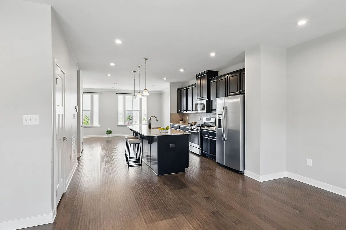Building Photo - 141 Burkwood Ter