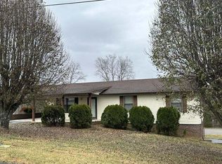 65 White Rd, Greeneville, TN 37745