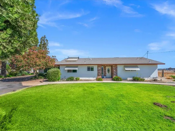 11062 E South Ave, Selma, CA 93662