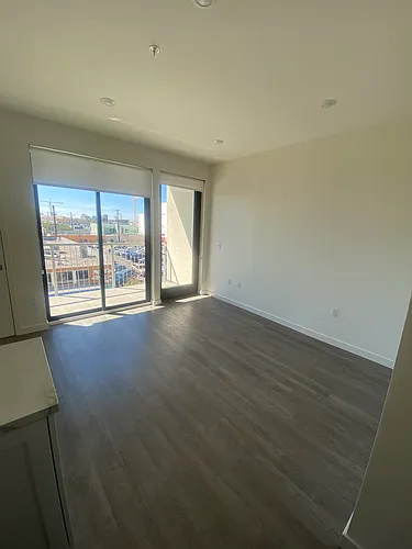 3067 N Park Way Photo 1