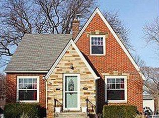 2684 Forestview Ave, Rocky River, OH 44116