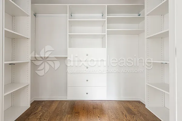 Rented by Dixon Advisory USA Inc. | media 8