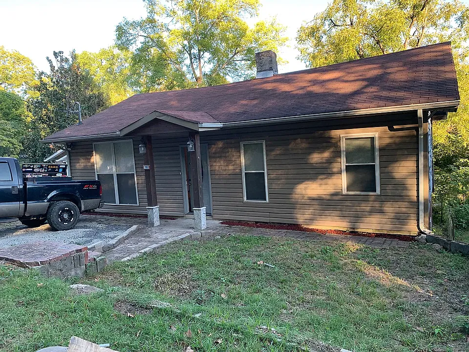 110 S Seminole Dr