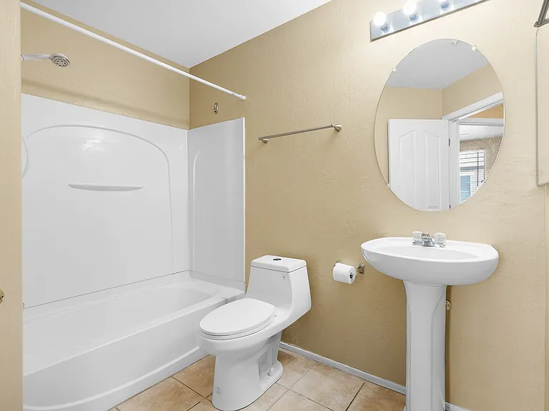 751 N Port Dr — Photo 21