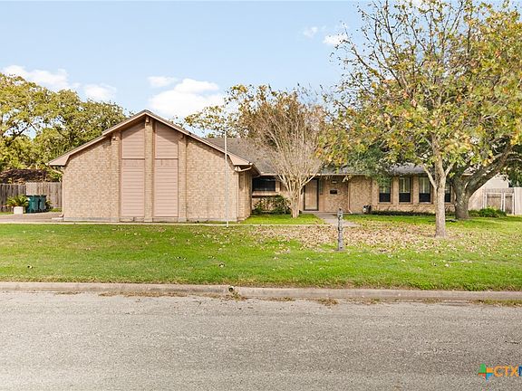 2nd image of 603 Suzanne St