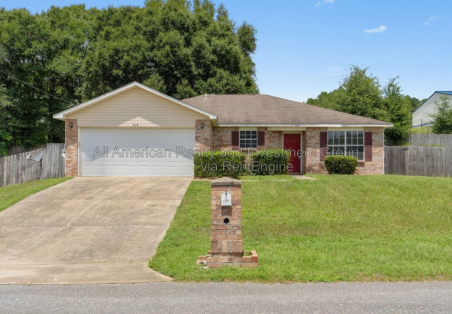 3 bed, 2.0 bath, 1512 sqft, $1,900 — Photo 1
