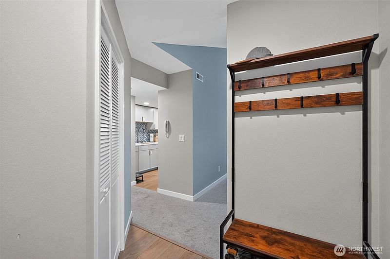 5th image of 1220 6th Avenue S #B304
