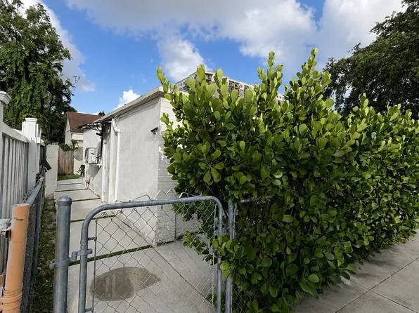 211 NW 43rd Ave #211B, Miami, FL 33126