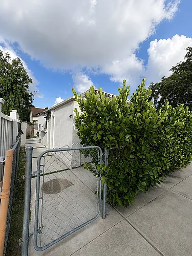 211 NW 43rd Ave #211B Photo 1