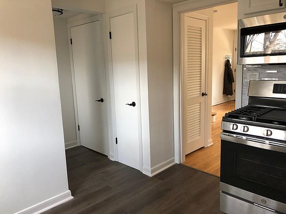 3rd image of 7919 North Ave