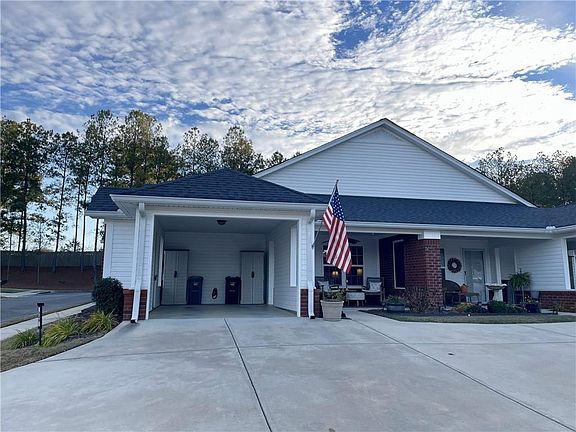 3rd image of 150 Old Mill Rd Unit 329